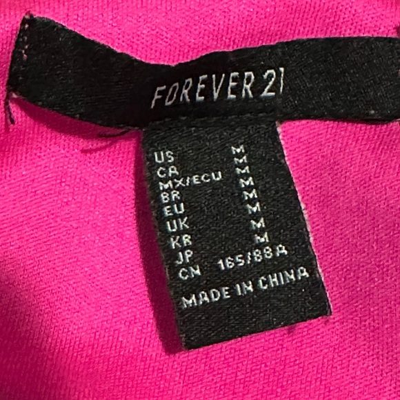 163 Forever 21 | NWOT Hot Pink Satin Crop Top (Size M) - Picture 5 of 12